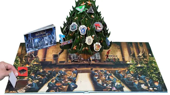 Harry-Potter-Hogwarts-Advent-Calendar.webp