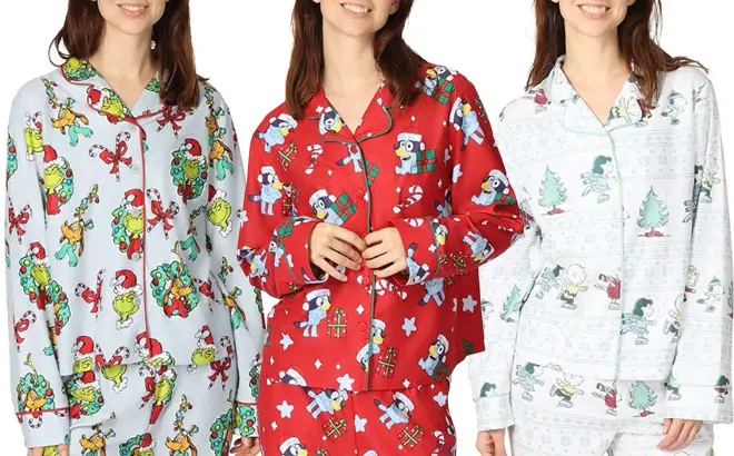 Womens-Character-Holiday-Pajamas.webp