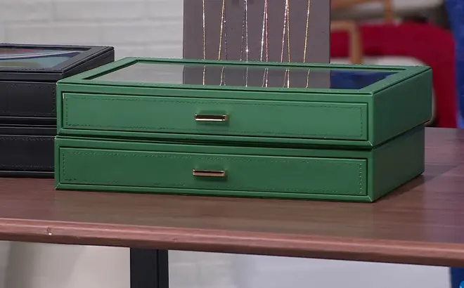 💎 Single Drawer Jewelry Box Only $19.98! (Reg $34.95+)