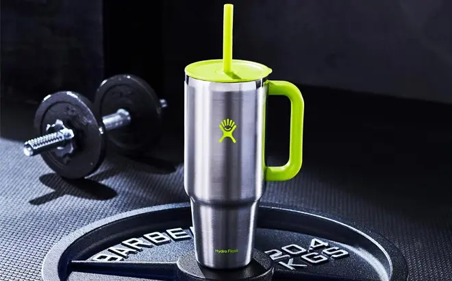 🥤 Hydro Flask 32-Ounce Travel Tumblers – Only $22!