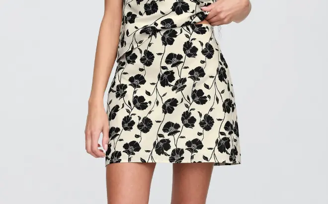 GAP Factory Mini Skirt