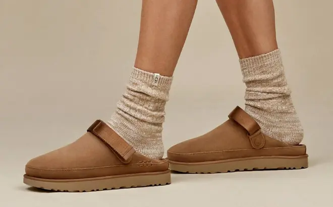 UGG Women’s Goldenstar Clogs