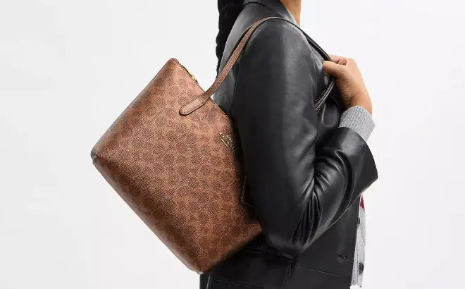 Coach Outlet Zip Tote Bag