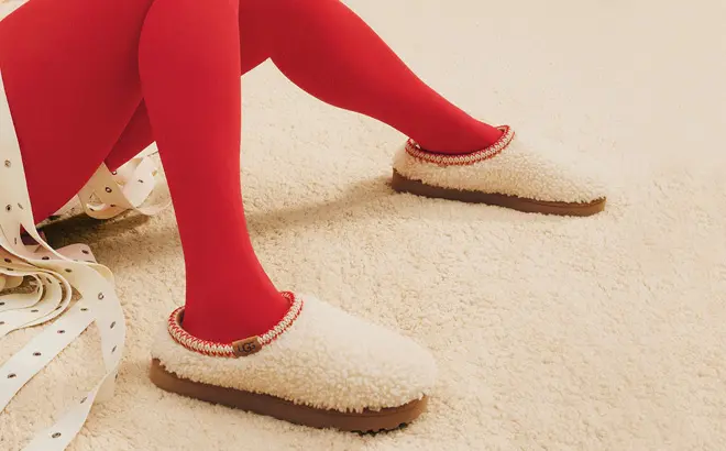 UGG Women’s Tasman Maxi Curly Slippers