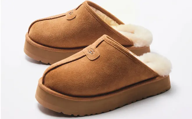 UGG Women’s Cozy Slide Slippers