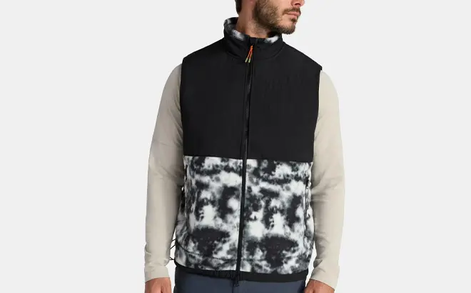 Ozark Trail Men’s Fleece Vest