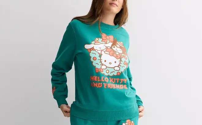 Hello Kitty & Friends Fleece Pullover