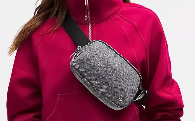 Lululemon Everywhere Belt Bag 1L