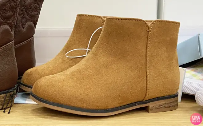 Cat & Jack Toddler Boots 