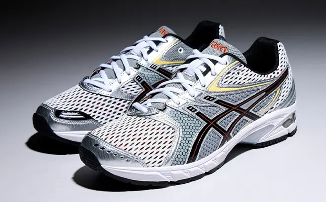 Asics Running Shoes 