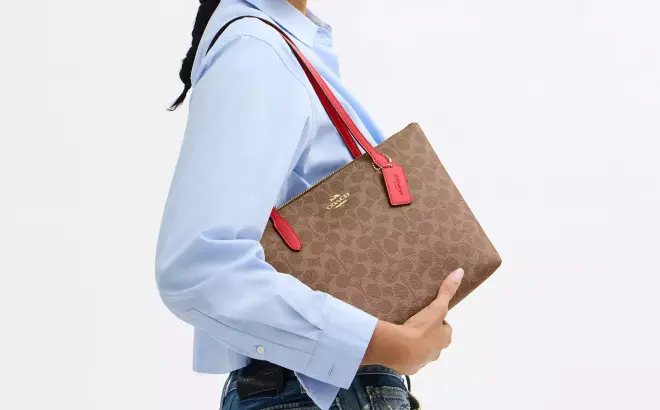 Coach Outlet Fiona Zip Tote Bag 