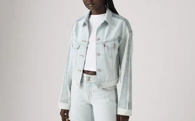 Levi’s Shrunken ’90s Trucker Jacket 