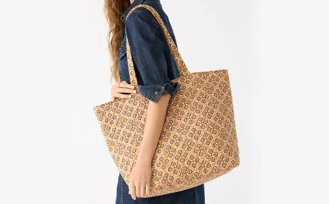 Vera Bradley Grand Tote 