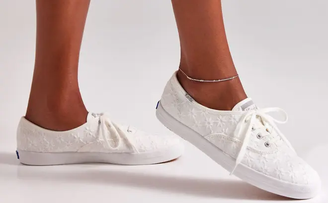 Keds Women’s Lace Canvas Sneakers 